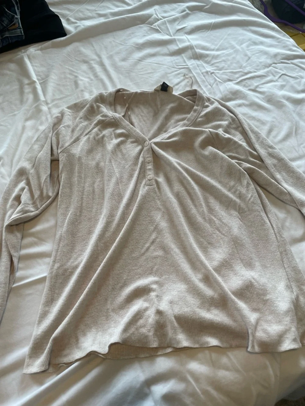 Universal Thread Cream Ribbed Henley Pullover - Picture 1 of 3
